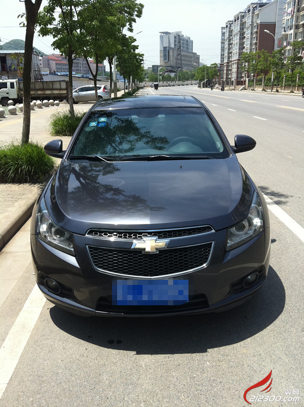 转让雪佛兰科鲁兹1.8自动挡高配,车款好,无任何事故,无理赔记录